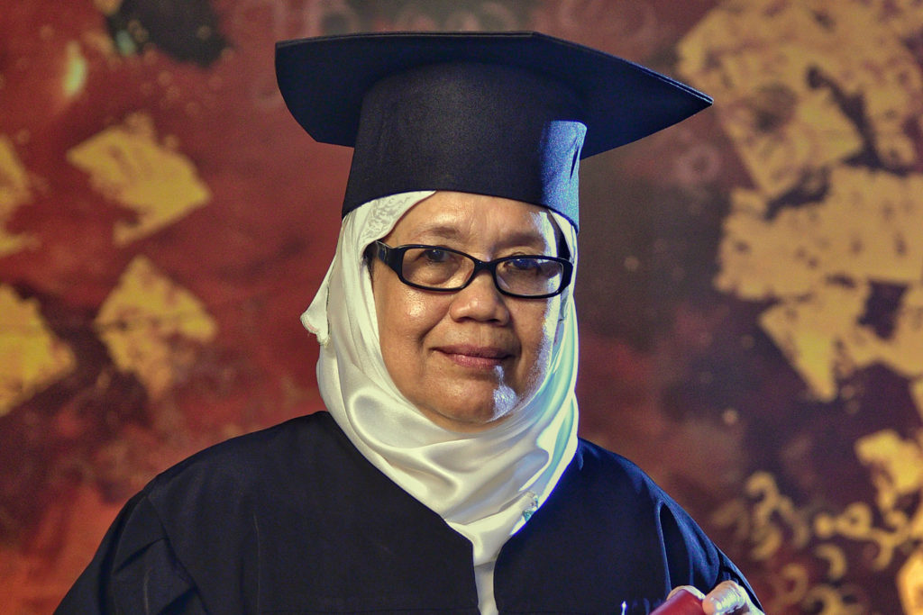 мусульманские учительницы. бакалава мусульманская женская. учитель мусульманка. учитель в хиджабе. мусульманки училки.